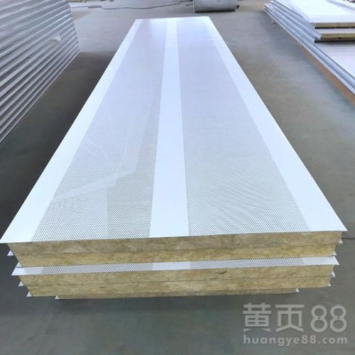 建筑工地臨時(shí)鐵皮彩鋼泡沫夾芯板圍擋 特性、應(yīng)用與選擇要點(diǎn)